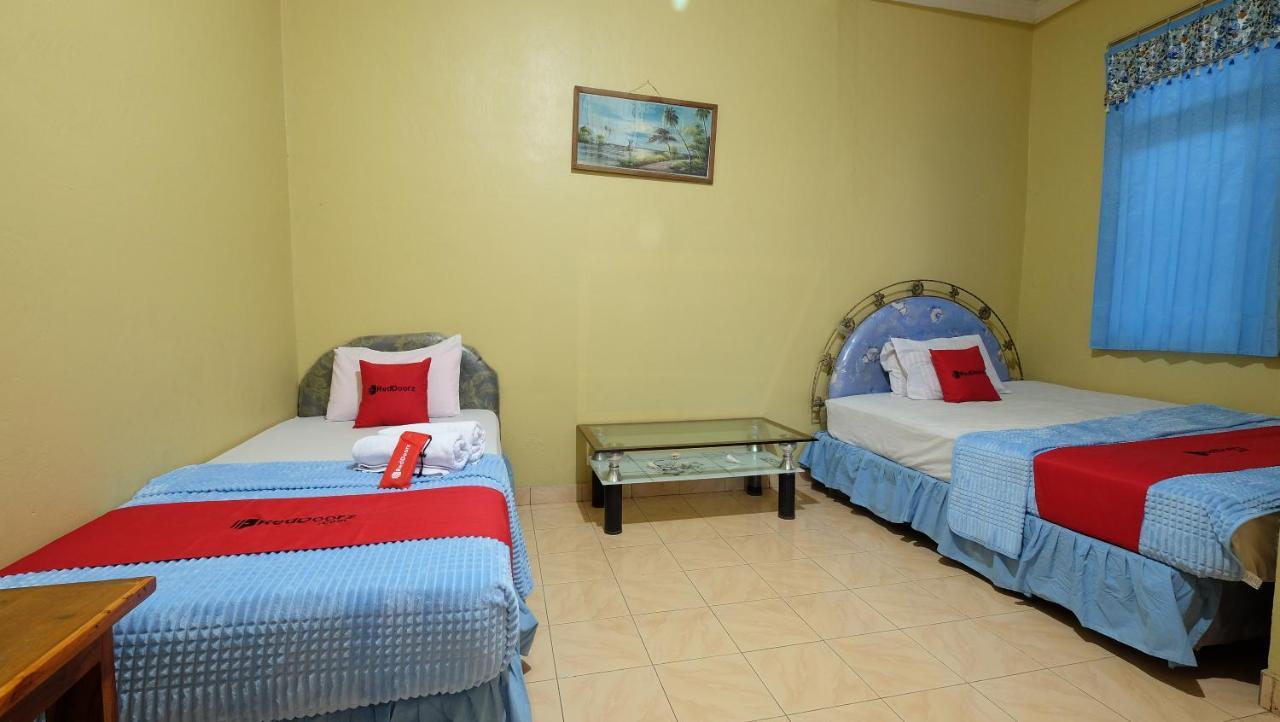 Reddoorz Near Mangrove Forest Kupang Kupang  Exterior photo